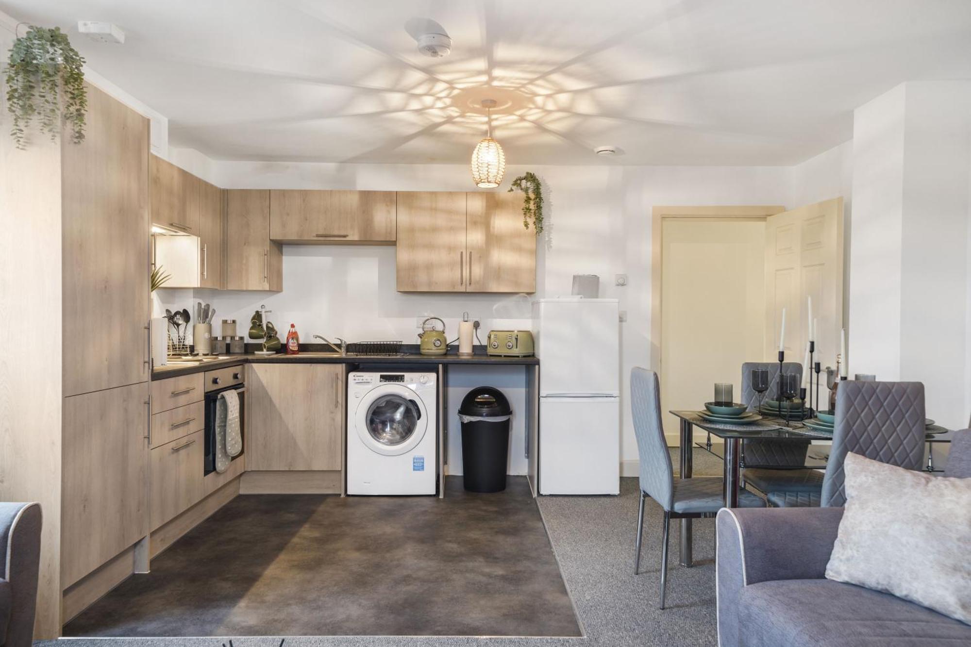 Modern Apartments With Free Parking Near Heathrow Colnbrook Kültér fotó