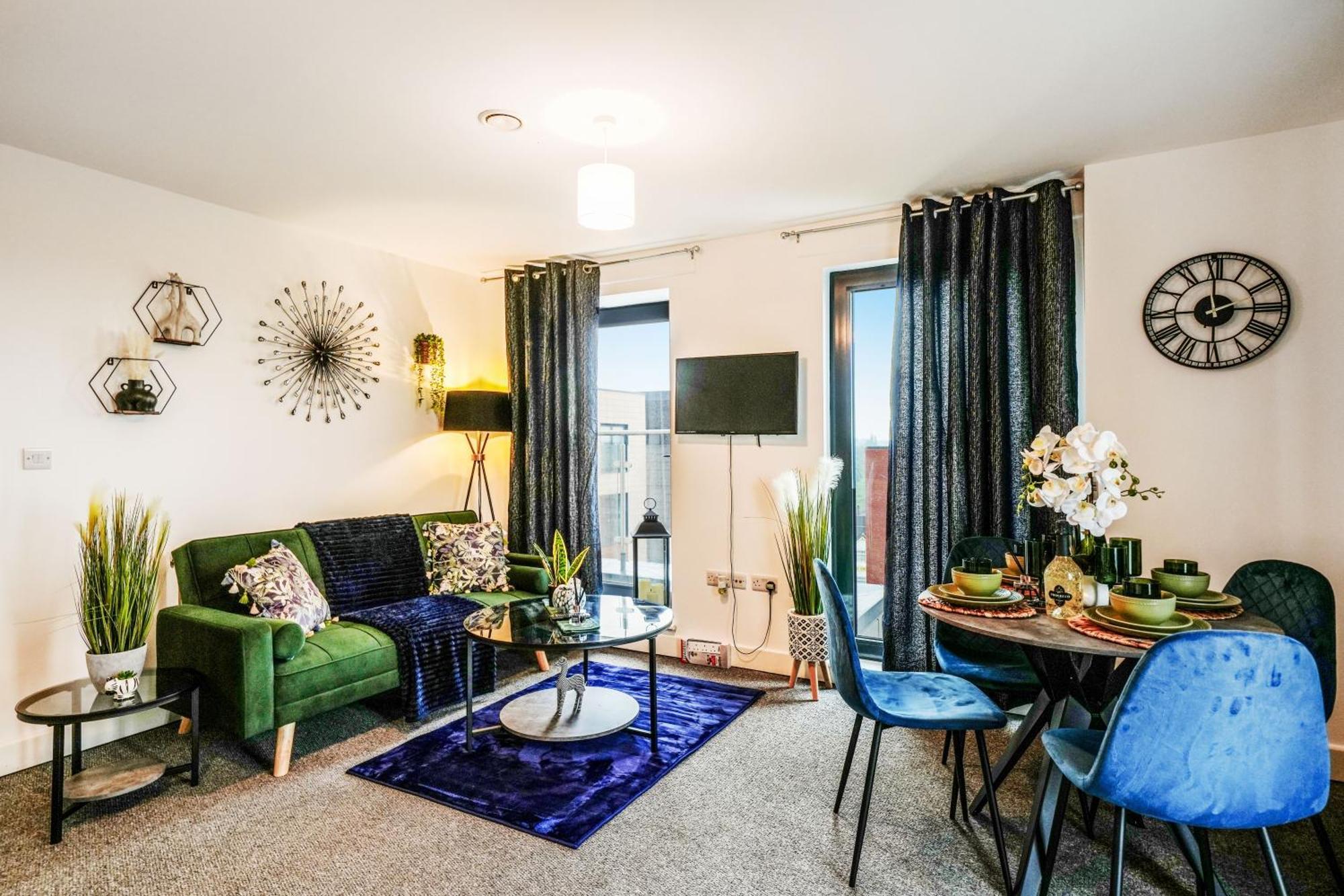 Modern Apartments With Free Parking Near Heathrow Colnbrook Kültér fotó