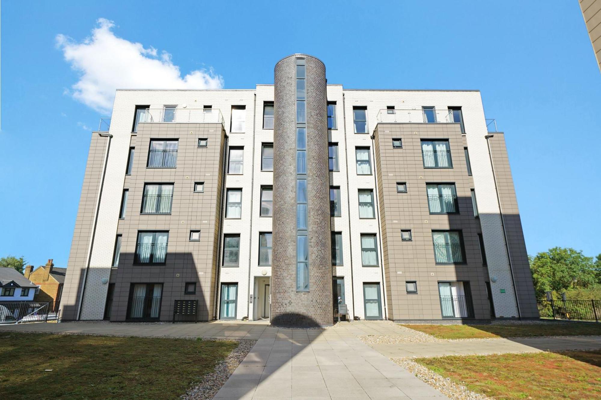 Modern Apartments With Free Parking Near Heathrow Colnbrook Kültér fotó